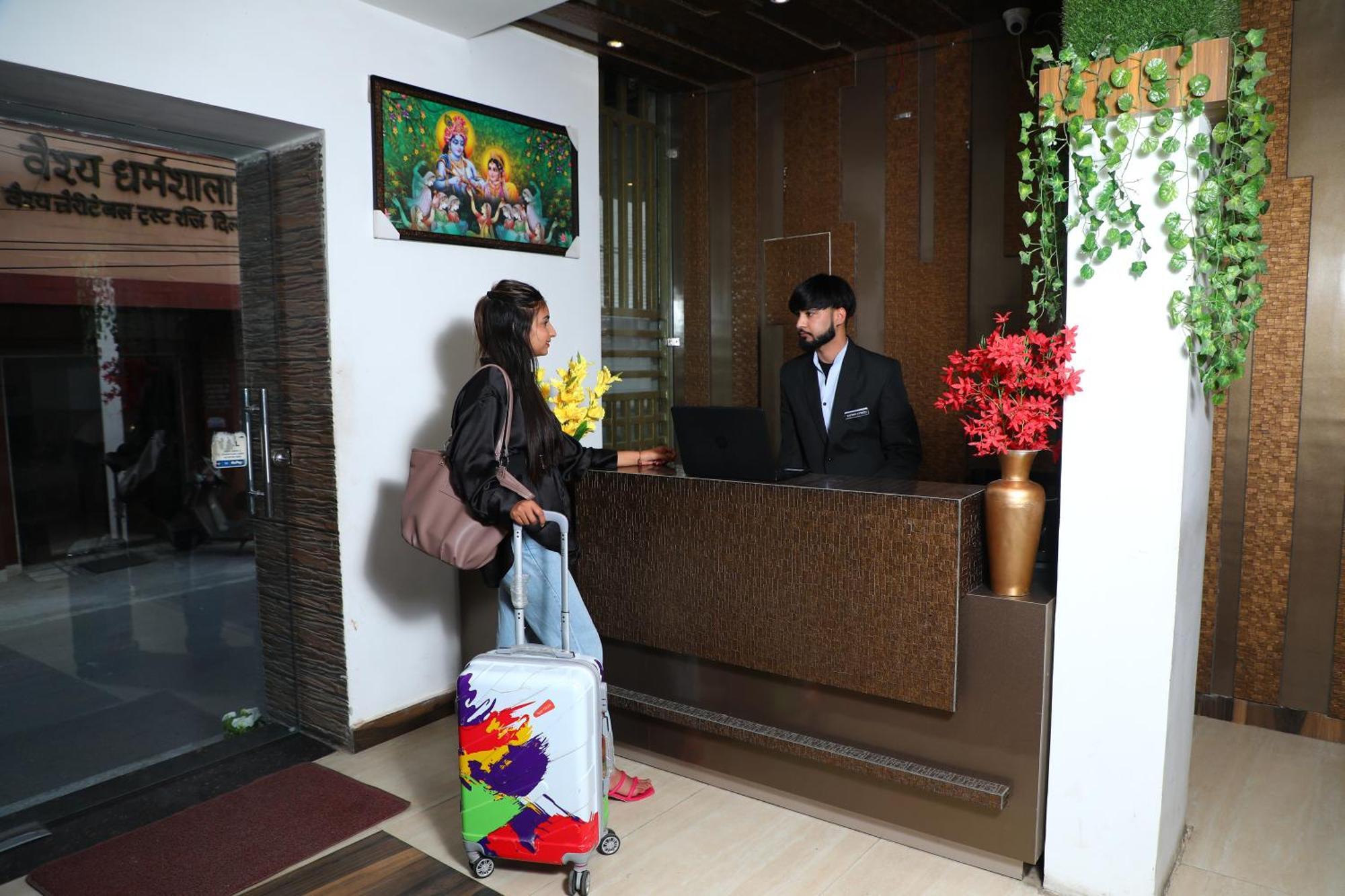 Perfectstayz Premium @Harkipauri Road Haridwar Exterior photo