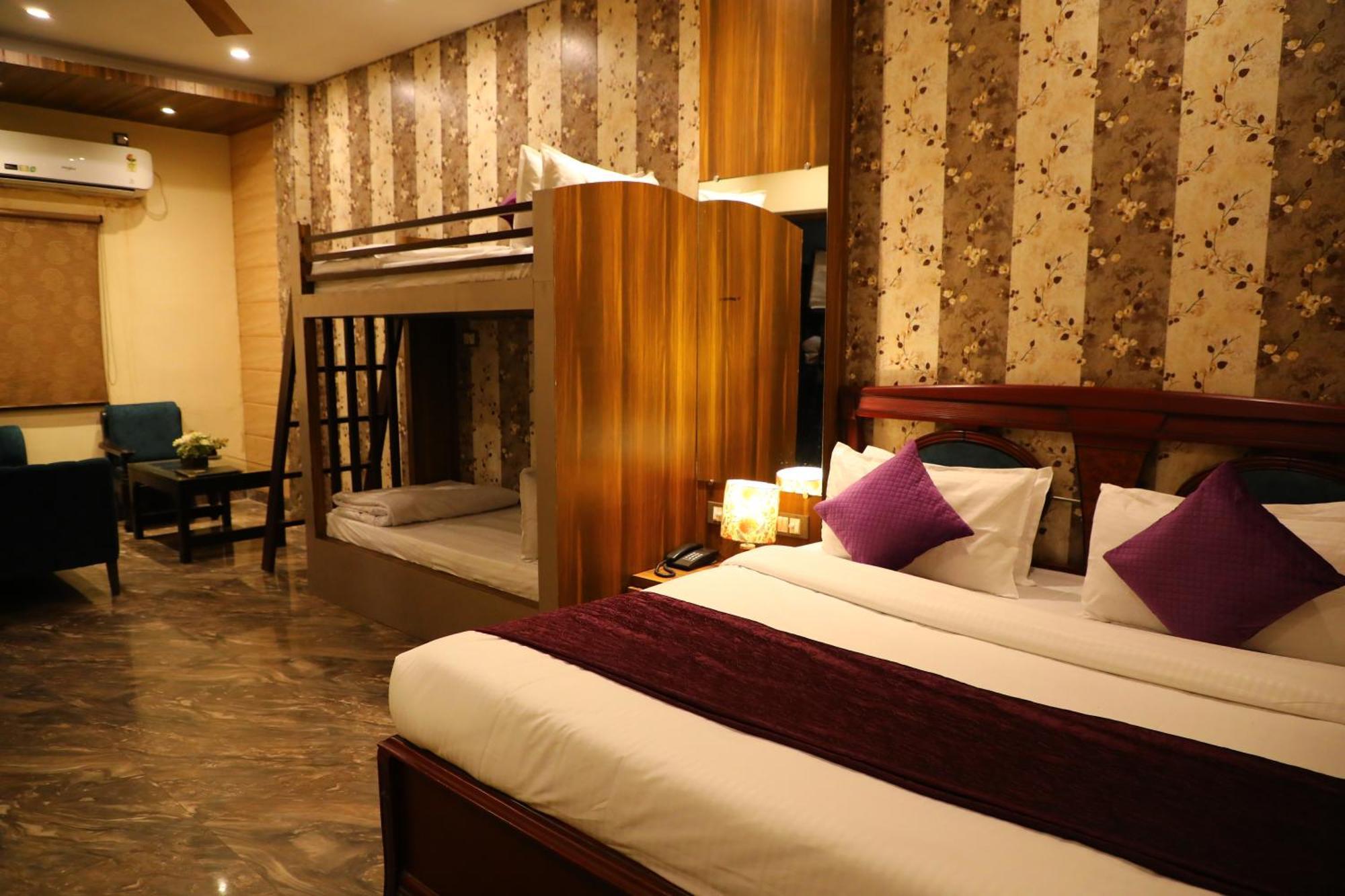 Perfectstayz Premium @Harkipauri Road Haridwar Exterior photo